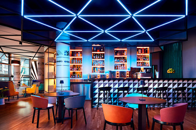 Avani Frankfurt City: Bar/Lounge