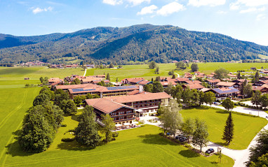 Das Wiesgauer-Alpenhotel Inzell: Vista exterior