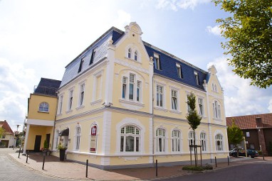 Hotel Stüve: Exterior View