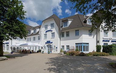 Hotel Restaurant Wikingerhof: Buitenaanzicht