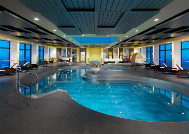 Four Points by Sheraton Munich Arabellapark: Pool