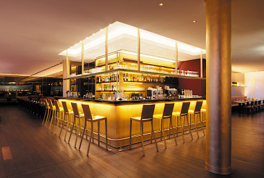Radisson Blu Media Harbour Hotel, Düsseldorf: Bar/Lounge