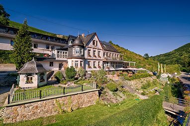 Hotel & Restaurant Weinberg-Schlösschen: Vista exterior