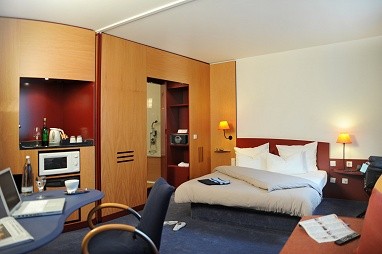 Suites Novotel Hannover: Chambre
