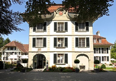 Schloss Hünigen: Buitenaanzicht