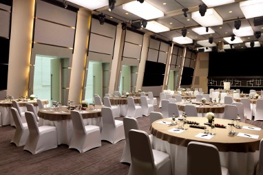voco Dubai: Salle de réunion