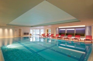 AALERNHÜS hotel & spa: Piscine