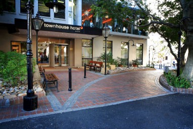 Townhouse Hotel: Vue extérieure