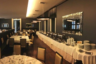 Palace Hotel Monte Real: Restaurant