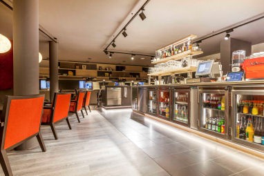 Living Hotel Frankfurt: Bar/Lounge