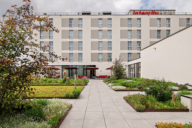 IntercityHotel Zürich Airport: Vista exterior