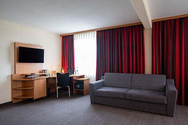 SleepBeeOne Airporthotel: Zimmer