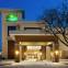 La Quinta Inn & Suites by Wyndham York